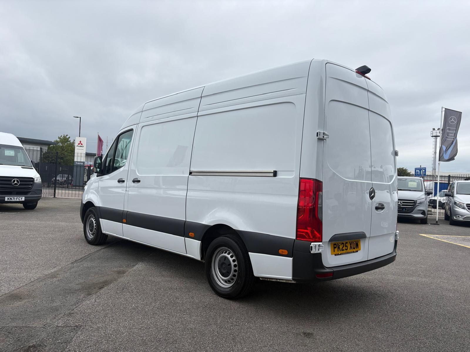 Mercedes-Benz Sprinter